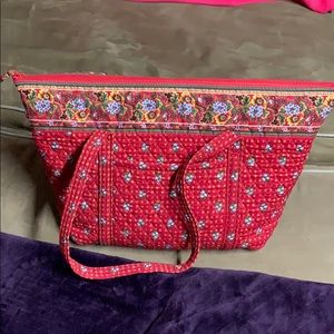 Large Vera Bradley Zipper Tote